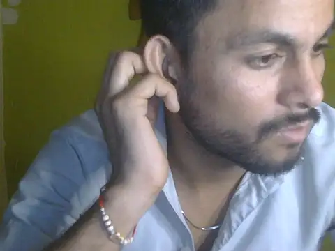 Stubborndesiboy Chat XXX in diretta