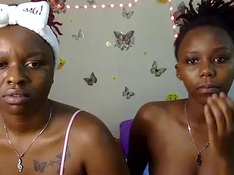 CumpieXX Chat XXX live