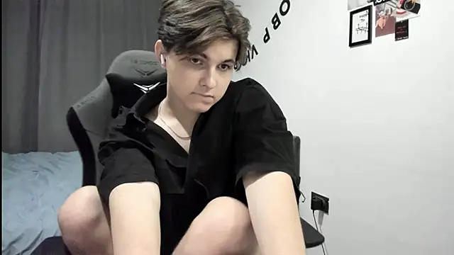 heyfelixxx Chat XXX in diretta
