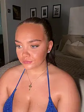 MaddisonWhitexn Live XXX chat