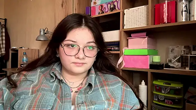 ArianaHowk Adlı Modelin Canlı XXX Sohbeti