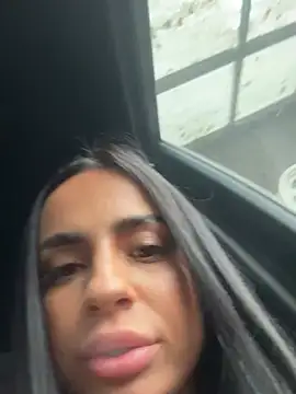 IrisSwift Chat XXX live