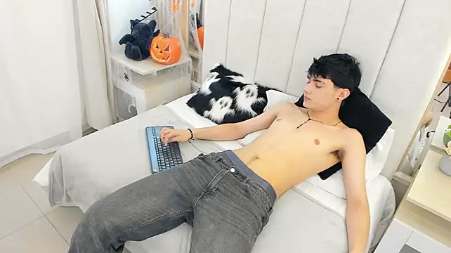 Alan__brook Live XXX Chat