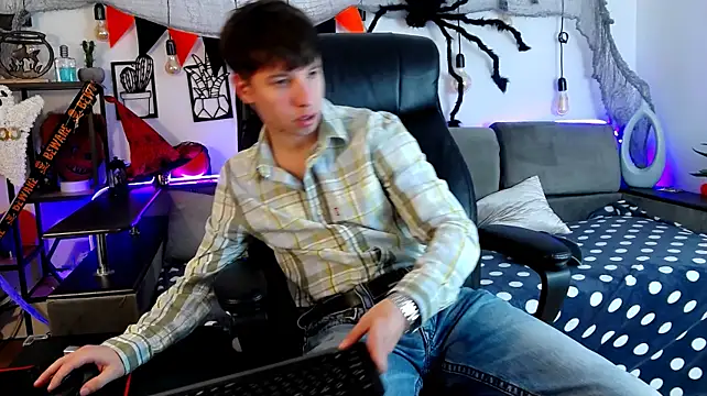 XXX chat uživo modela ThomasEdisonn