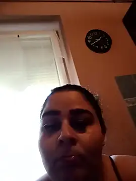 Feketedamo Adlı Modelin Canlı XXX Sohbeti