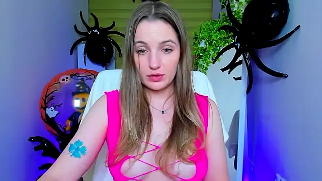 Mila-moon Adlı Modelin Canlı XXX Sohbeti