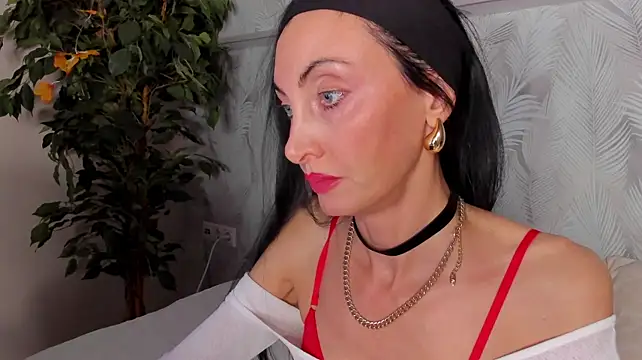 Živý XXX chat Avrora_Mars
