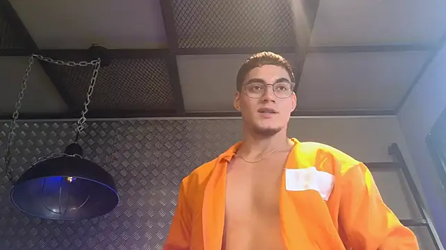 ThiagoFox XXX чат на живо