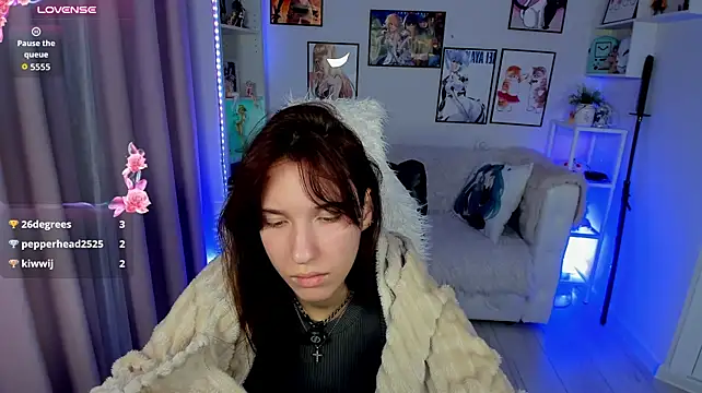 Olivia_Everly Adlı Modelin Canlı XXX Sohbeti