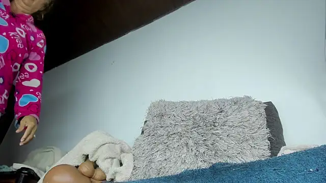 Chat XXX ao vivo de emely_exotic