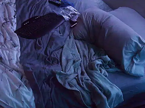 צ'אט XXX בשידור חי של CloudyCock9
