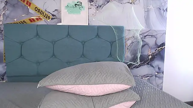 Chat +18 de MaximilianRoth ao vivo