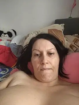 Chatroom XXX en direct de Mira_bel