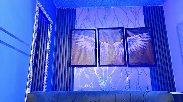 3MPI7ERNOn Live XXX chat