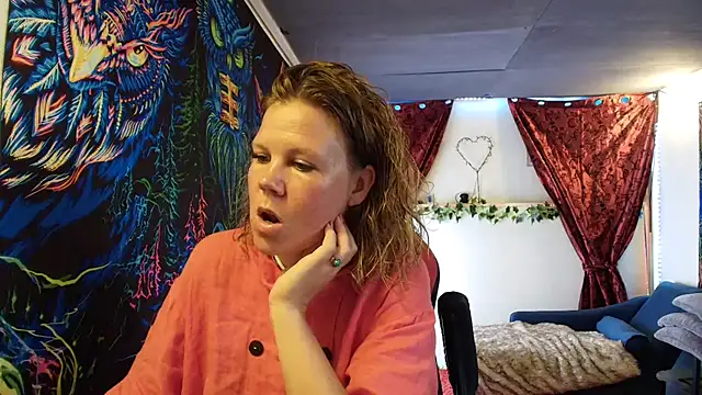 Chat XXX ao vivo de CallMeMaria
