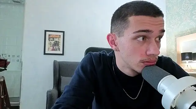 Chat +18 de KaydenDrew ao vivo