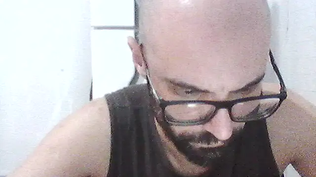 Chat +18 de Robsonitj90 ao vivo