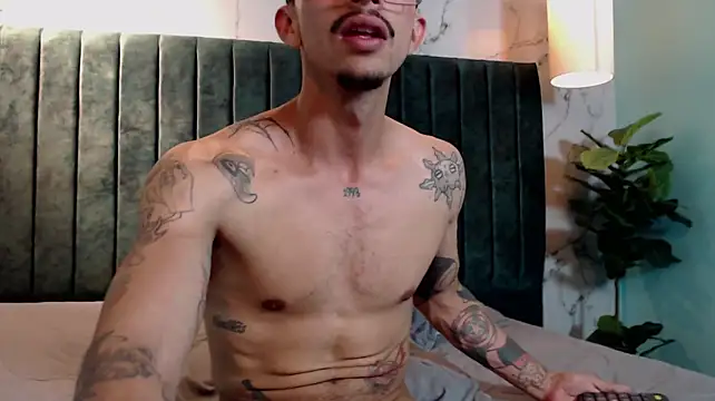 Chatroom XXX en direct de dan_damon