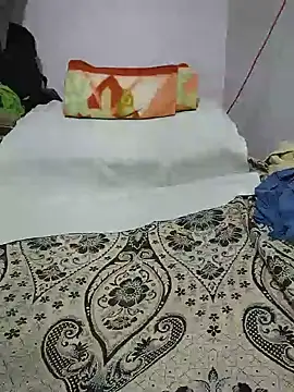 Idontmind367 Adlı Modelin Canlı XXX Sohbeti