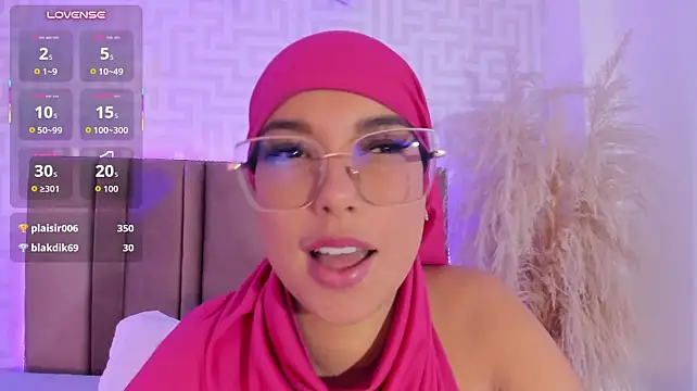 naishaa_: απευθείας συνομιλία ΧΧΧ
