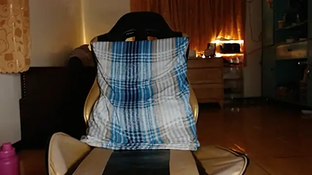 Yukikawaii Chat XXX in diretta