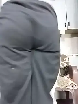 Živý XXX chat Laxmi_89