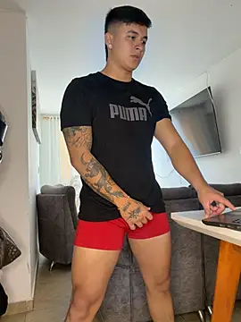 XXX chat uživo modela Christopher_strongg