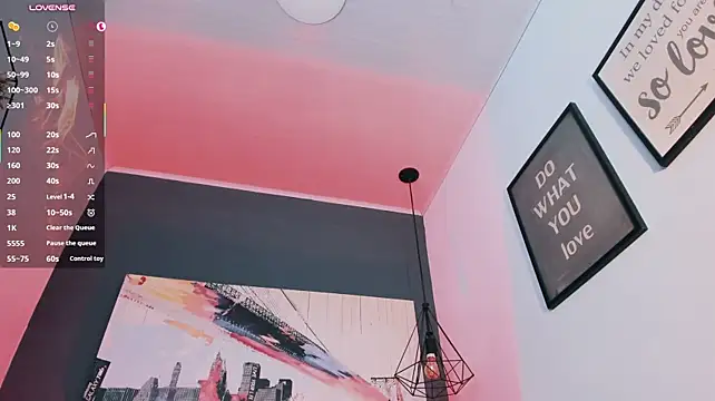 Maximoking26's Live XXX Chat