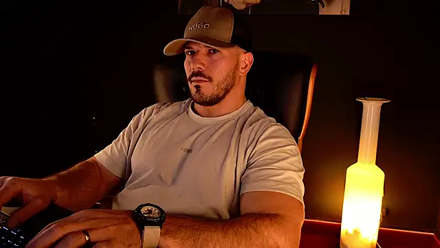 AngeloEric – Naživo XXX chat