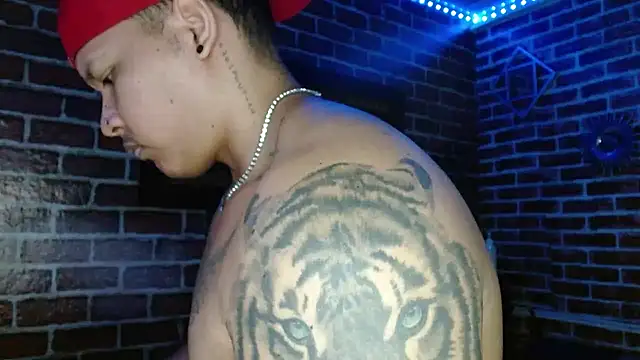 jordan_bigcock_ Chat XXX in diretta