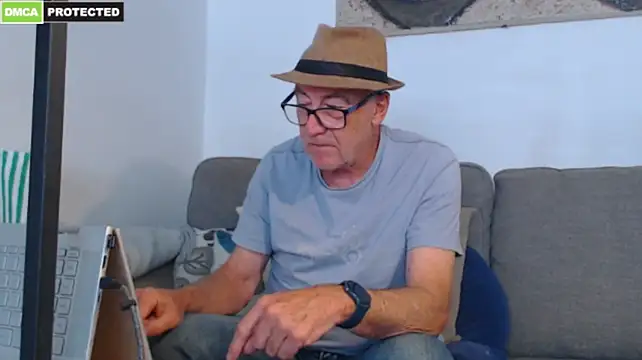 bluedae1's Live XXX Chat