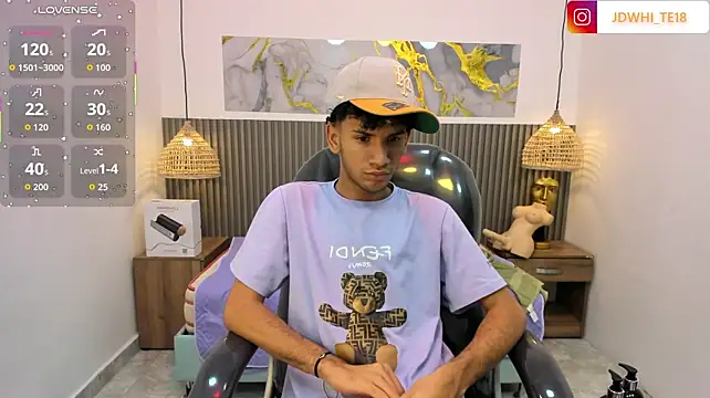 JDWhite18's Live XXX Chat