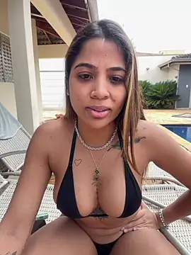 Chat +18 de princess___hot ao vivo