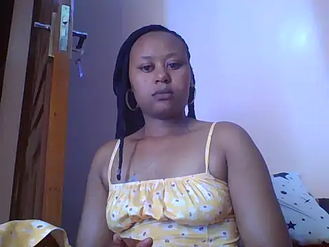 Chatroom XXX en direct de IvoryMus