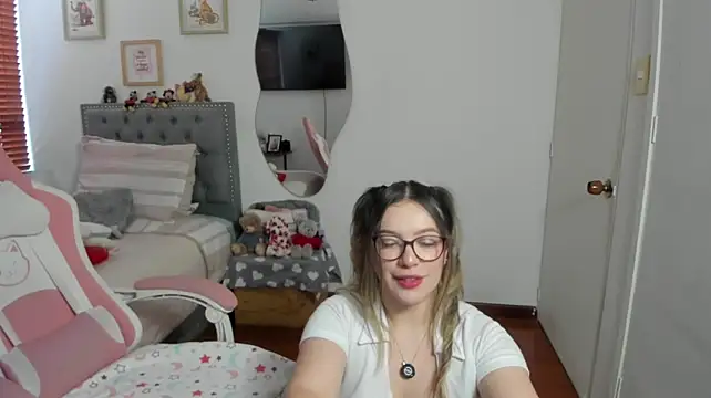 Chat +18 de samysweet_8 ao vivo