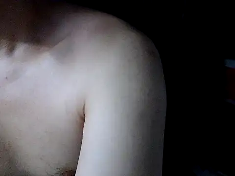Chat XXX ao vivo de Louis_Caox