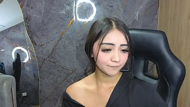 mia_petite_cn: απευθείας συνομιλία ΧΧΧ