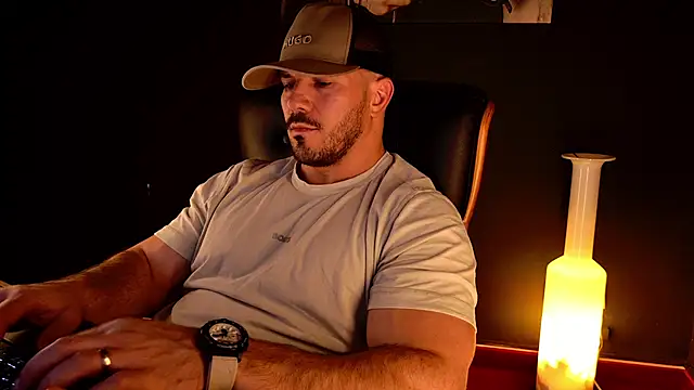 AngeloEric – Naživo XXX chat