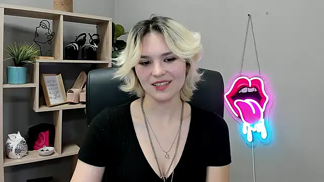 SweetLilyxo: απευθείας συνομιλία ΧΧΧ