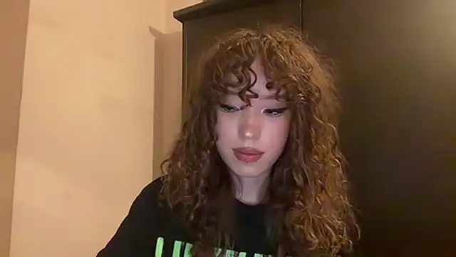 Chat +18 de KamalaCoit ao vivo
