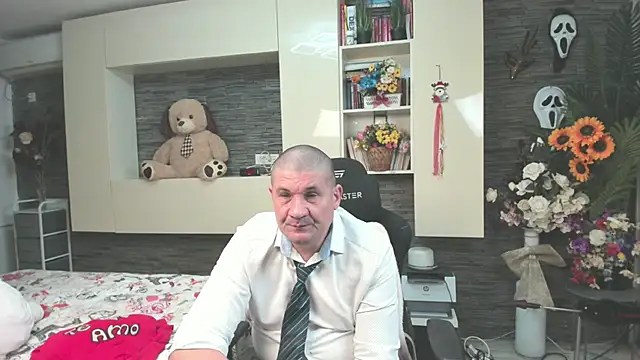 Živý XXX chat SpartacusDaddy48