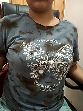 Tanha18 – Naživo XXX chat