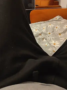 XXX chat uživo modela kugi44