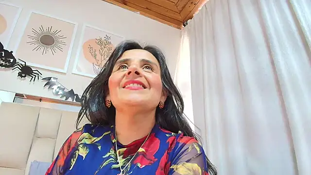 _Marcela__ Adlı Modelin Canlı XXX Sohbeti