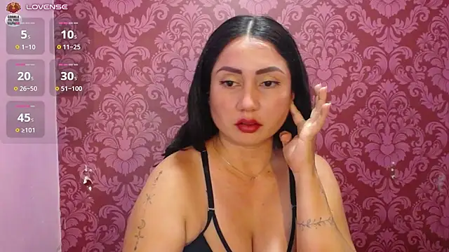 juliana_diaz Adlı Modelin Canlı XXX Sohbeti