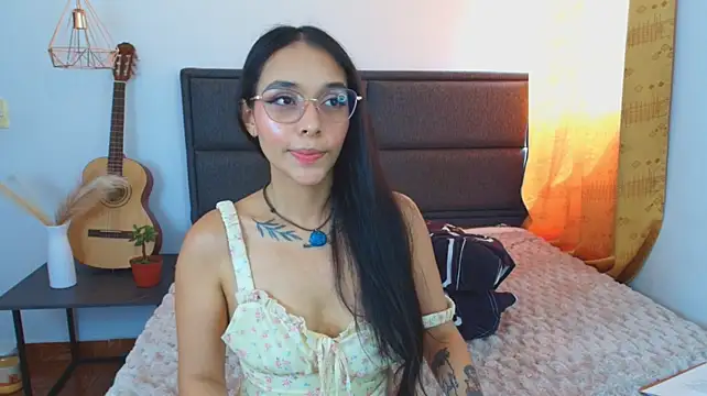 Chat +18 de AuroraNoir_ ao vivo