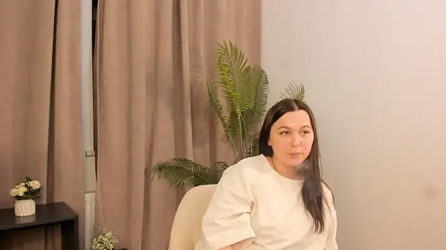 Chat +18 de ElaineLenters ao vivo
