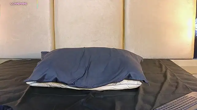 CharlesBrown_'s Live XXX Chat