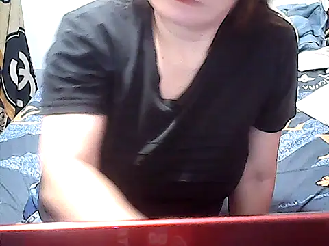 HornyWetholes' Live XXX Chat