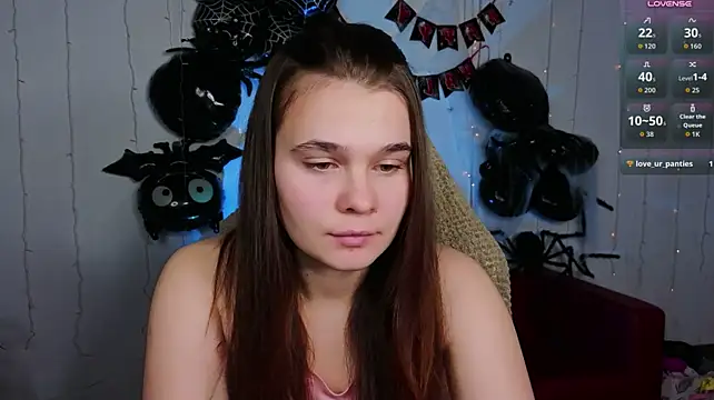 Kacey_Love Adlı Modelin Canlı XXX Sohbeti